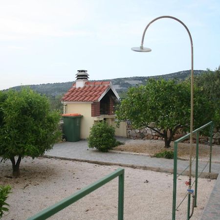 Apartman Laura Primosten Exterior photo