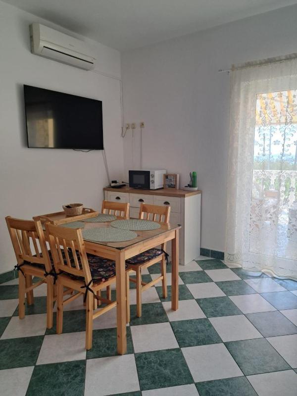 Apartman Laura Primosten Exterior photo