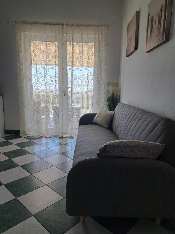 Apartman Laura Primosten Exterior photo